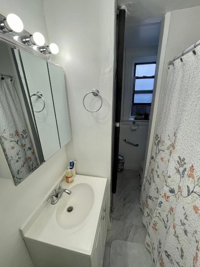 Room In A 2 Bedrooms Apt. 10 Minutes To Time Square! West New York Esterno foto